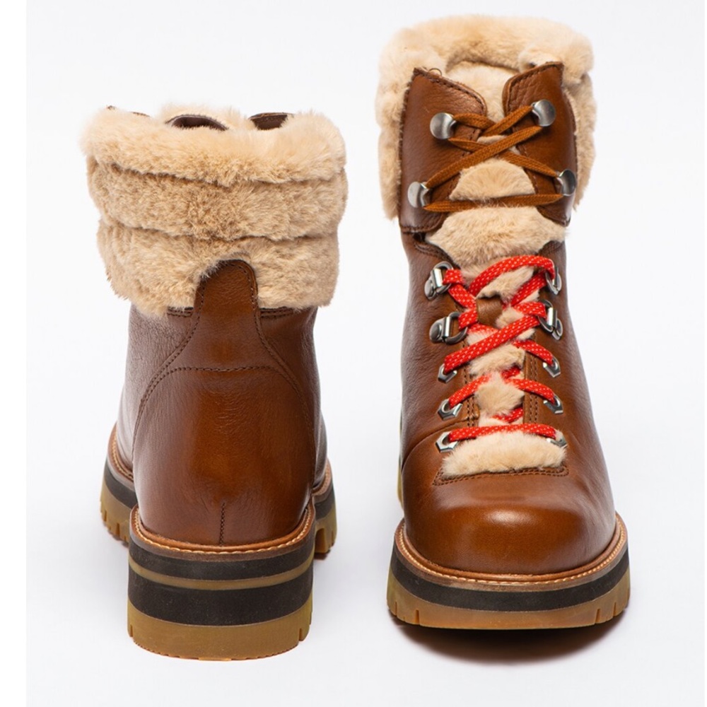 Clarks Orianna Hiker Boots Brown Leather Fur Trim Women’s size 7